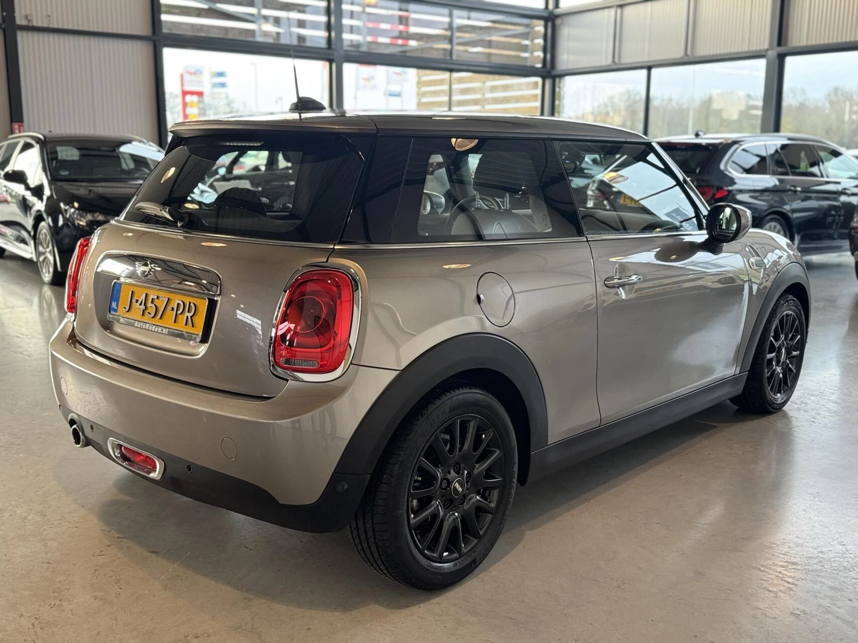 Hoofdafbeelding MINI One