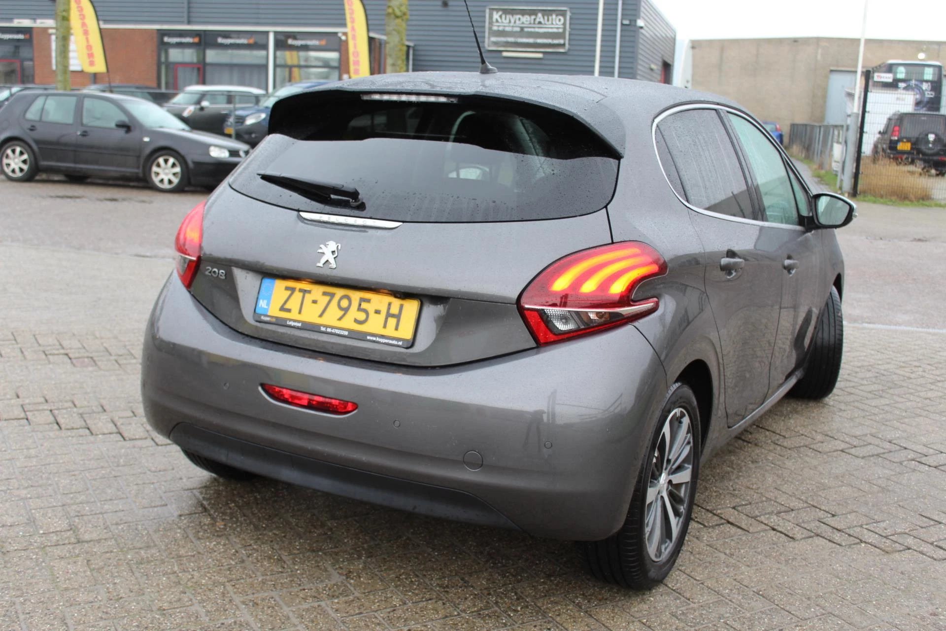 Hoofdafbeelding Peugeot 208