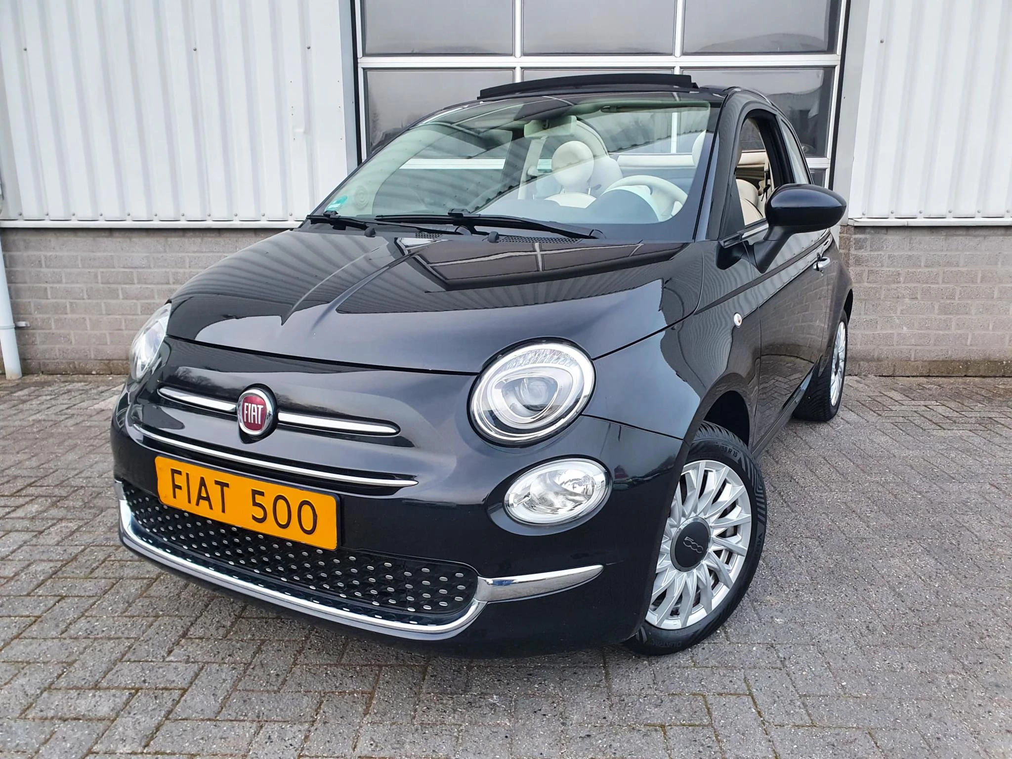 Hoofdafbeelding Fiat 500C