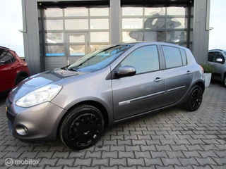 Renault Clio 1.2 Authentique 176dkm 5drs Airco Cruise Org NL