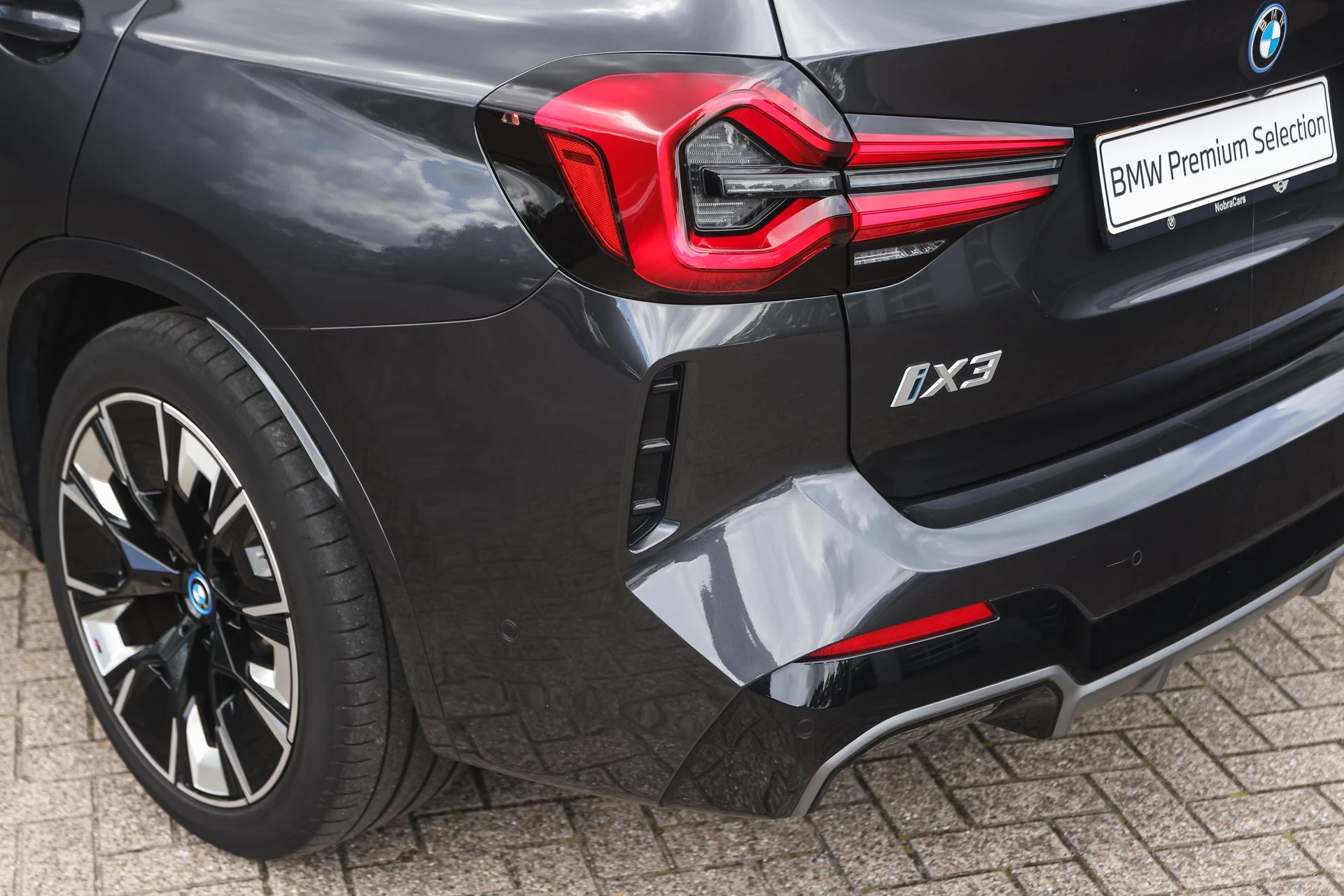 Hoofdafbeelding BMW iX3