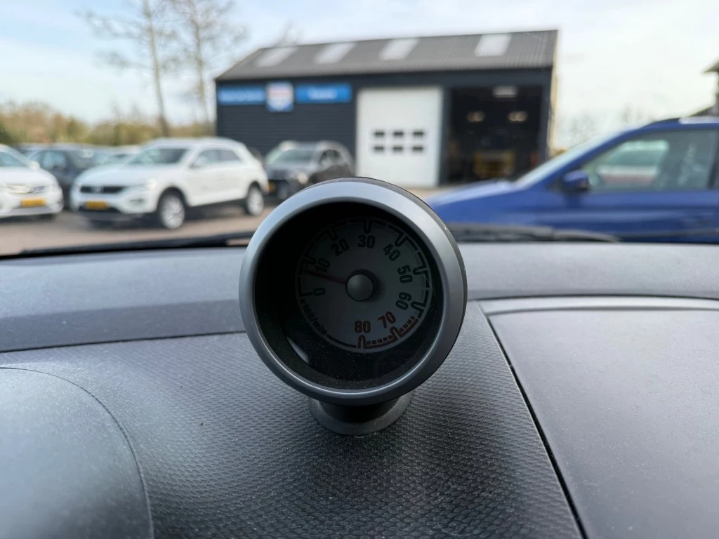 Hoofdafbeelding Opel Agila