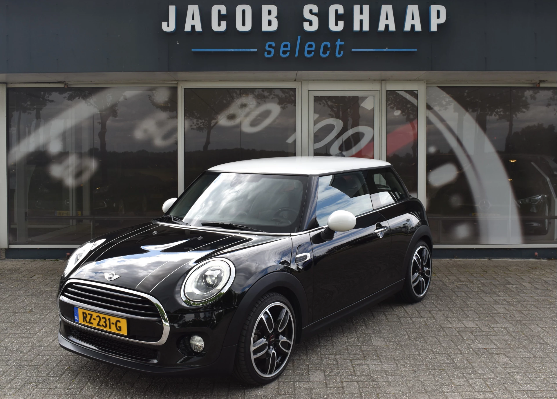Hoofdafbeelding MINI Cooper