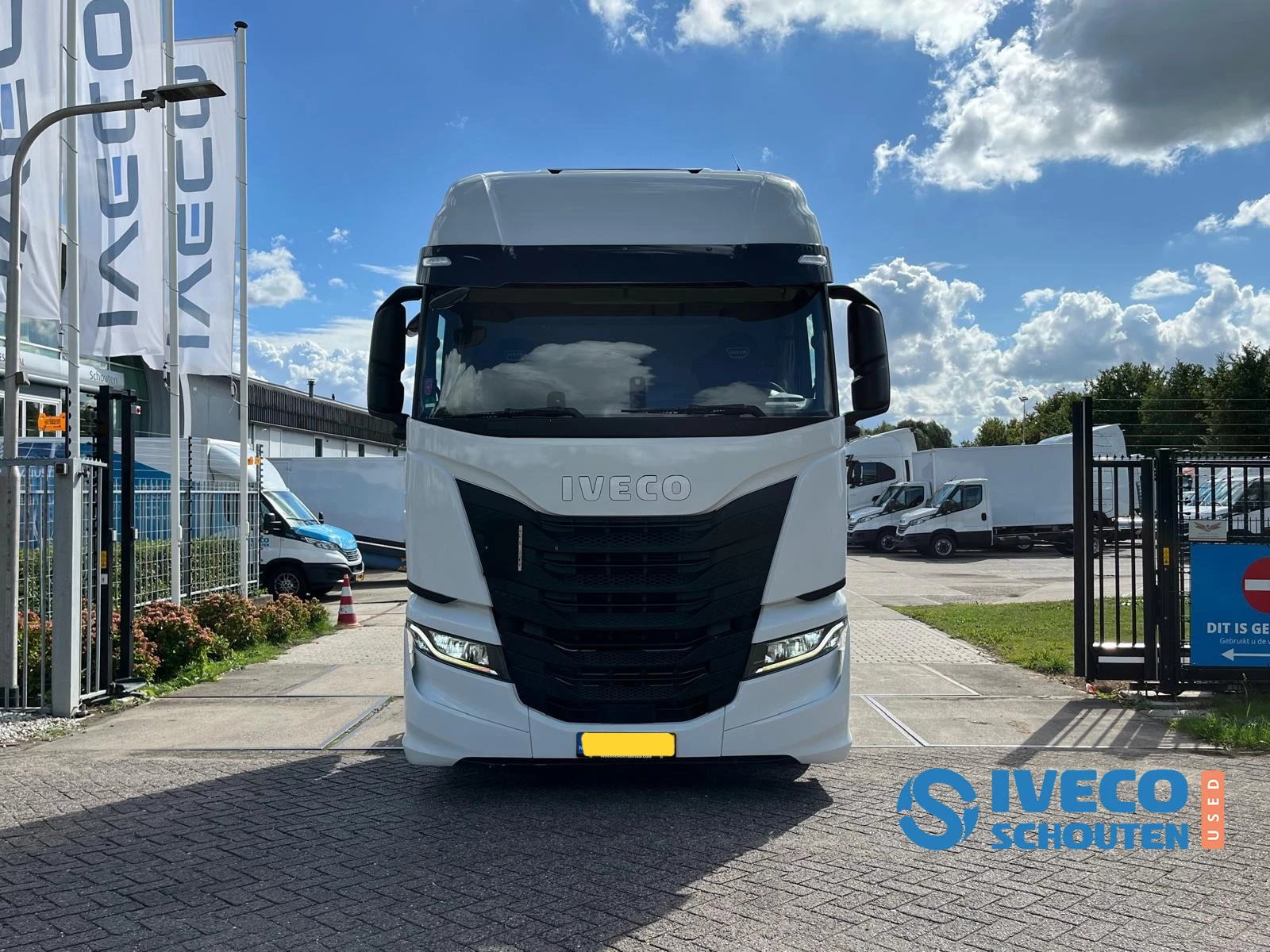 Hoofdafbeelding Iveco S-WAY