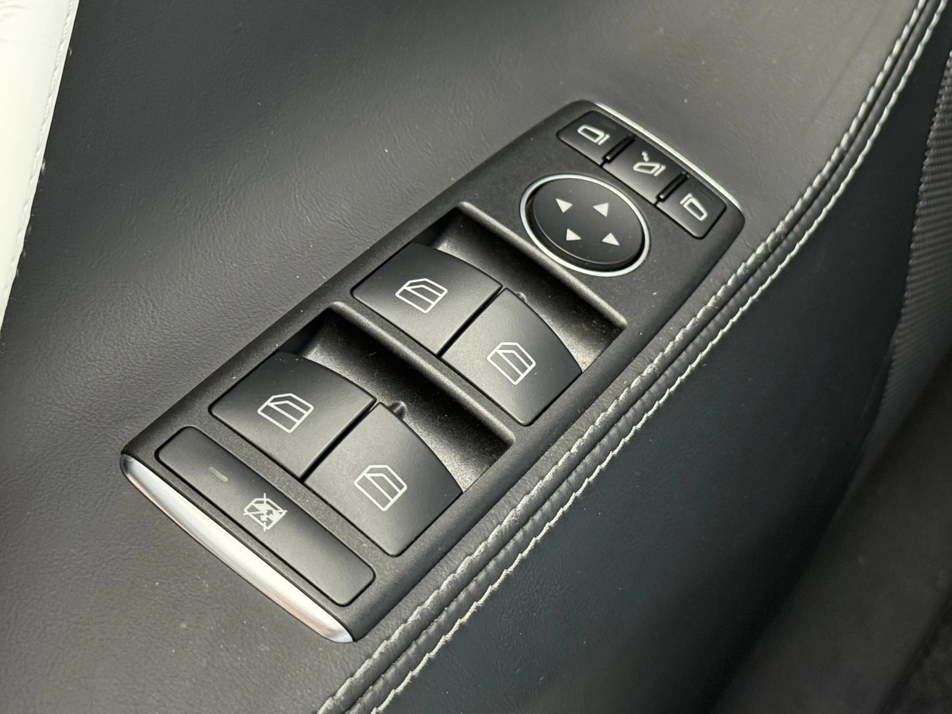 Hoofdafbeelding Tesla Model S
