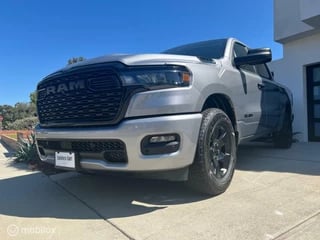 Dodge Ram 1500 Night edition 3.6L E-torque