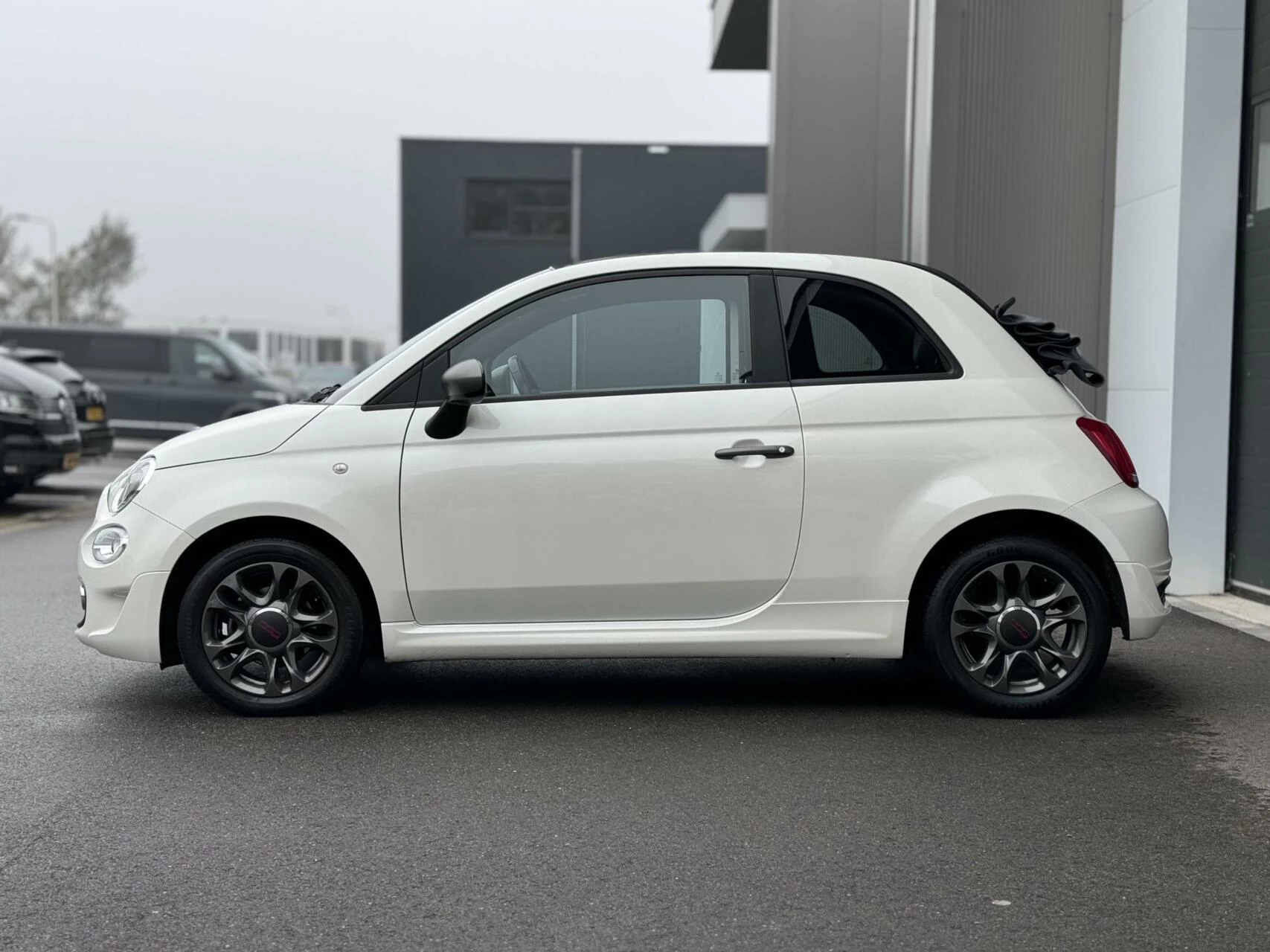 Hoofdafbeelding Fiat 500C