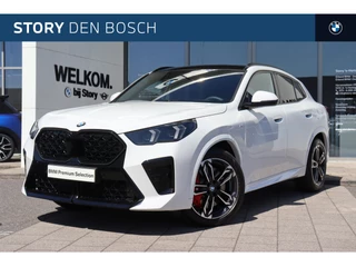 BMW X2 sDrive20i M Sport Automaat / Panoramadak / Trekhaak / M Adaptief onderstel / Sportstoelen / Stoelverwarming / LED / Parking Assistant Plus / Head-Up / Harman-Kardon