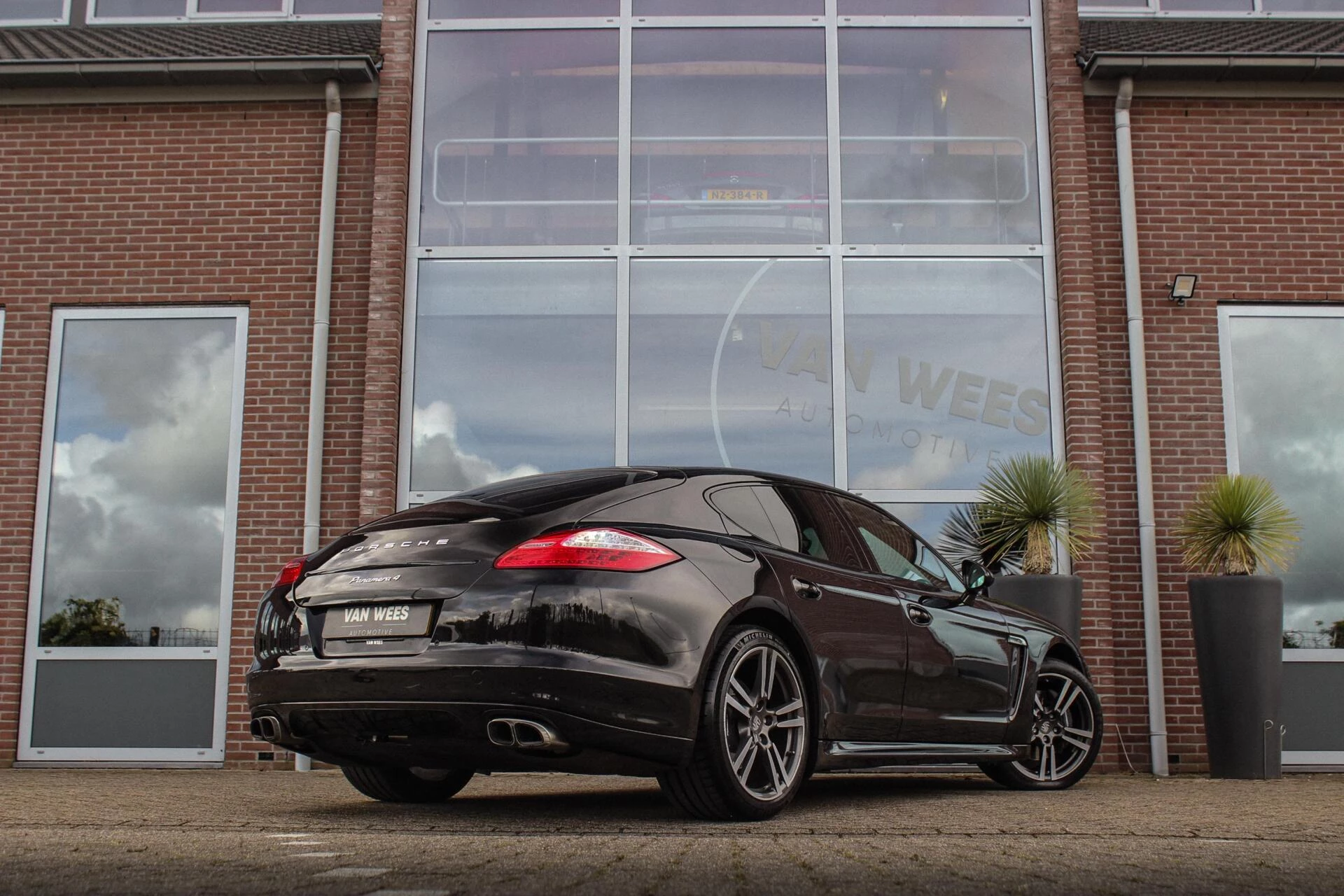 Hoofdafbeelding Porsche Panamera