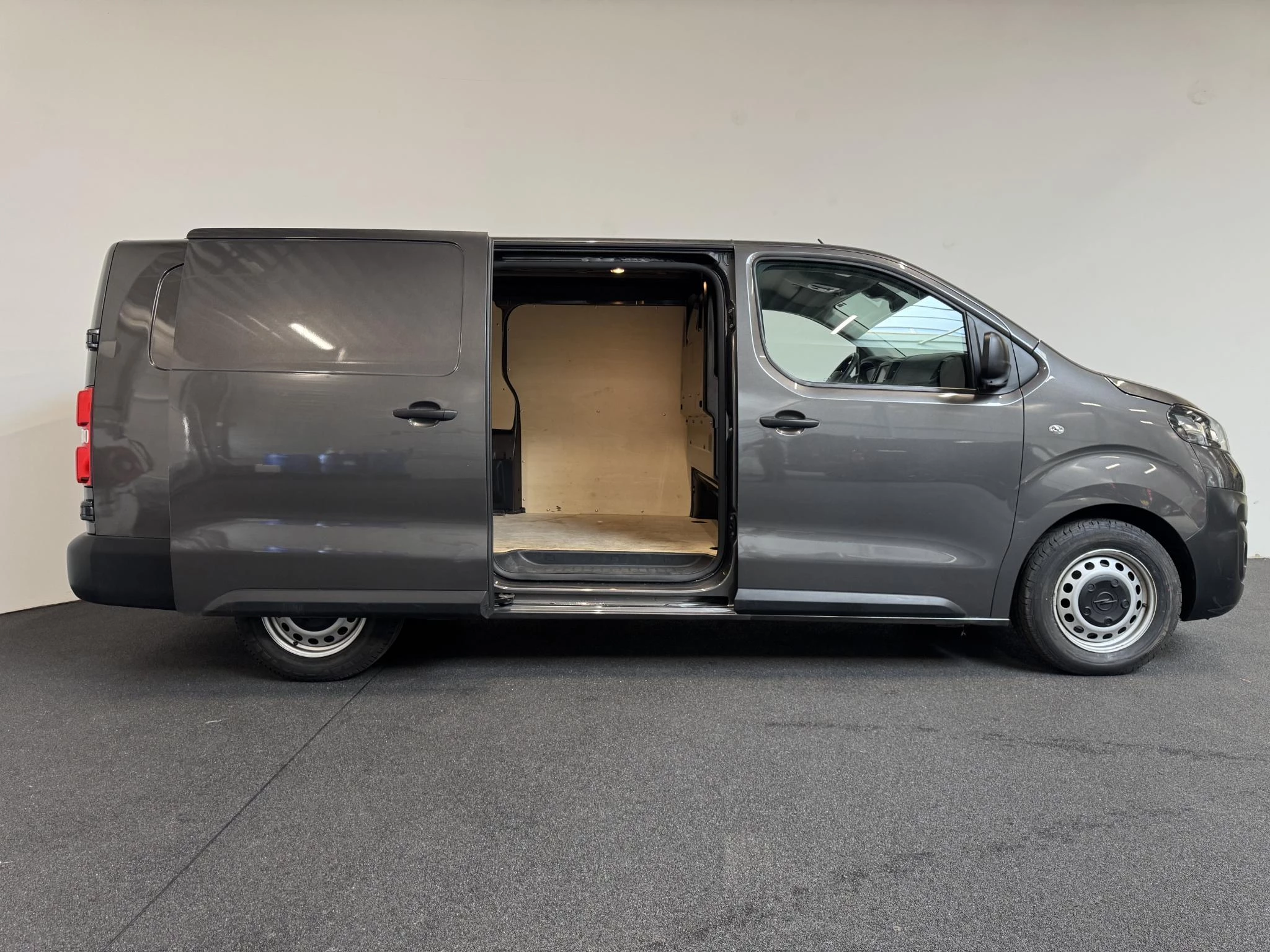 Hoofdafbeelding Opel Vivaro-e
