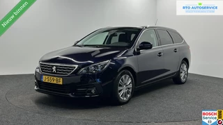 Peugeot 308 SW 1.2 PureTech Blue Lease Allure LM PANO TREKHAAK CRUISE CARPLAY NAVIGATIE.