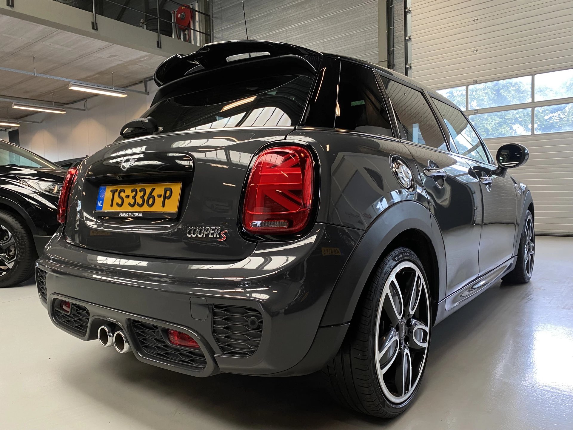 Hoofdafbeelding MINI Cooper S