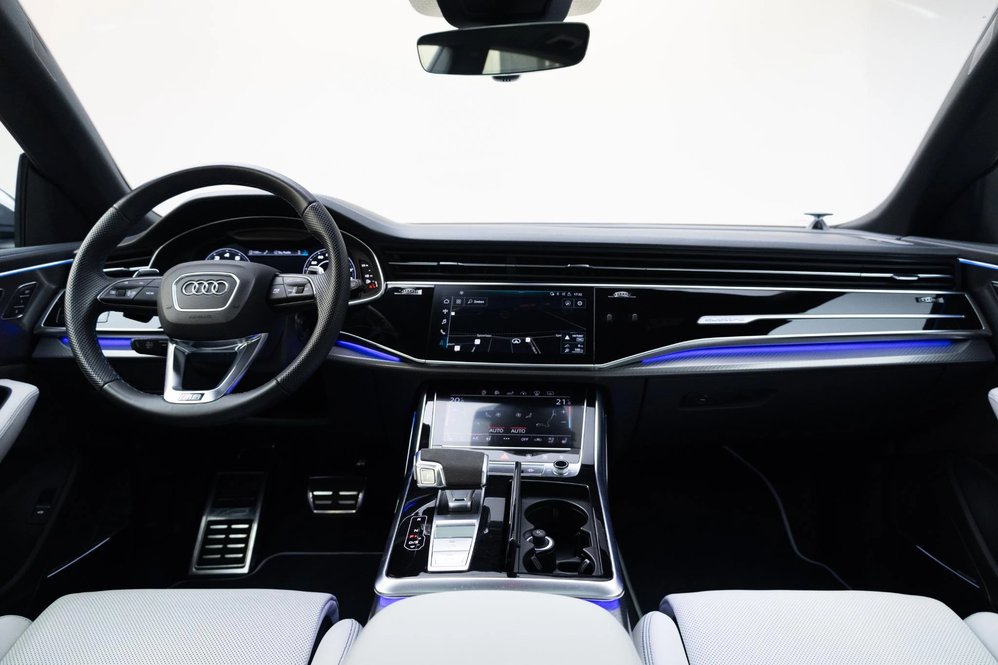 Hoofdafbeelding Audi Q8