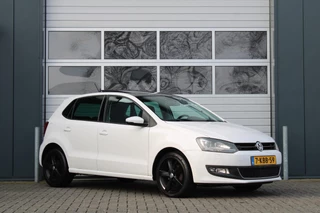 Volkswagen Polo 1.2 TSI Highline DSG 5-Deurs Clima/Cruise/Panodak/Xenon/PDC/LED/Navi/Bluetooth/RadioCD.AUX/16"LM/Trekhaak/APK:2027