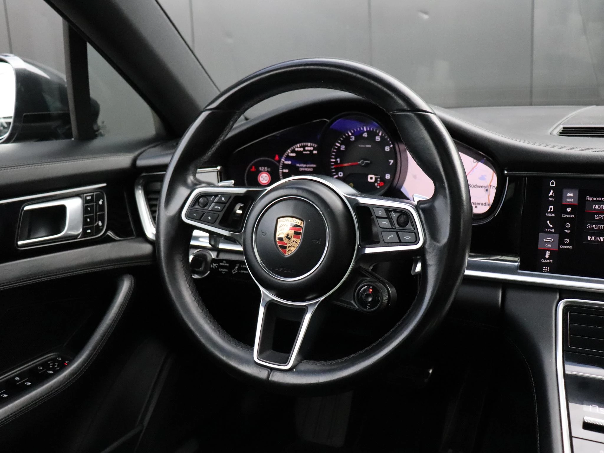 Hoofdafbeelding Porsche Panamera