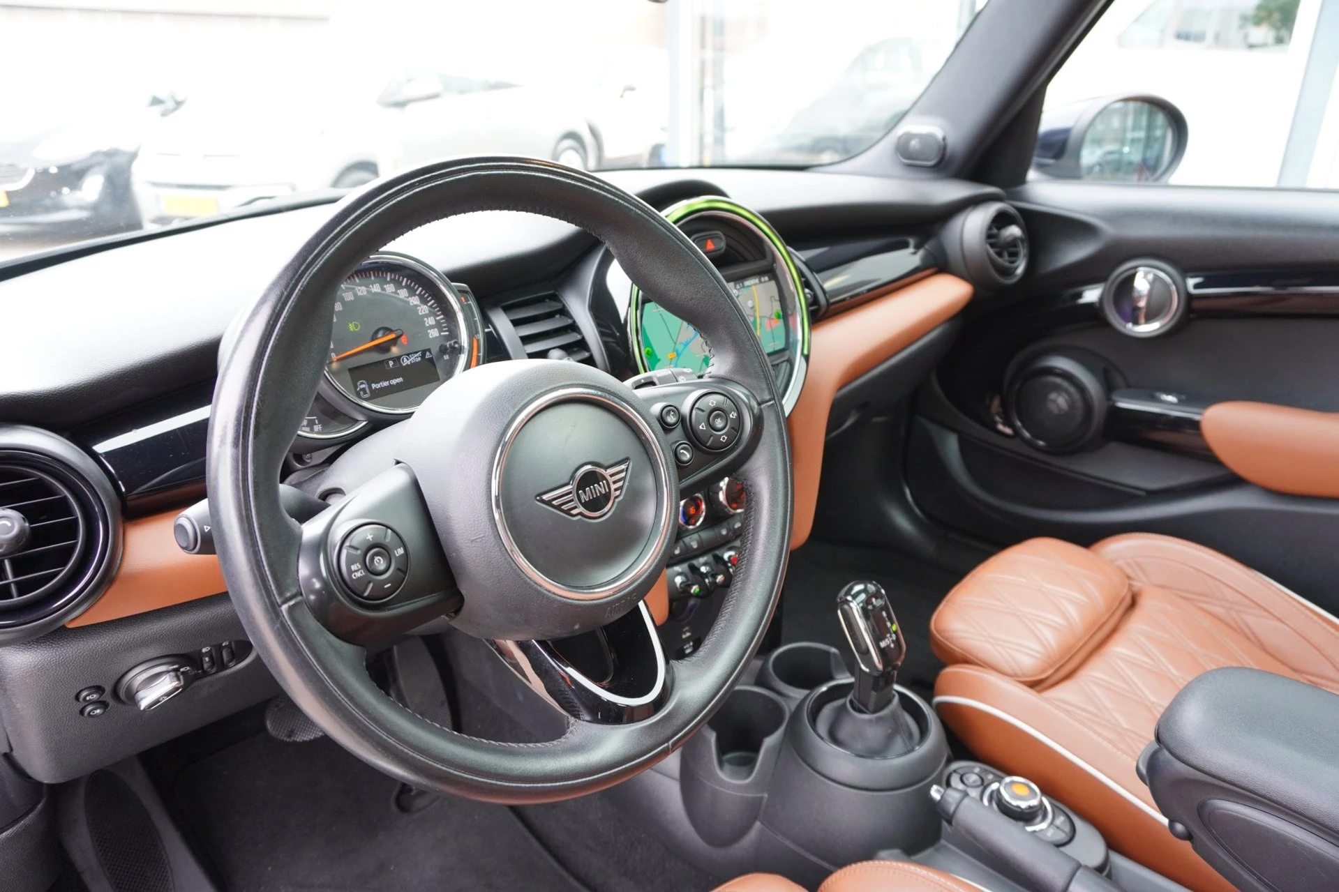 Hoofdafbeelding MINI 5-deurs