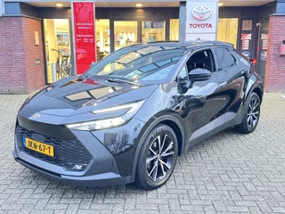 Toyota C-HR Hybrid 140 FIRST EDITION STOEL/STUURVERW 4S-BANDEN BLIND SPOT EL-ACHTERKLEP PARK-SENSOREN CAMERA NAVI APPLE/ANDROID KEYLESS LED 18'' LM-VELGEN
