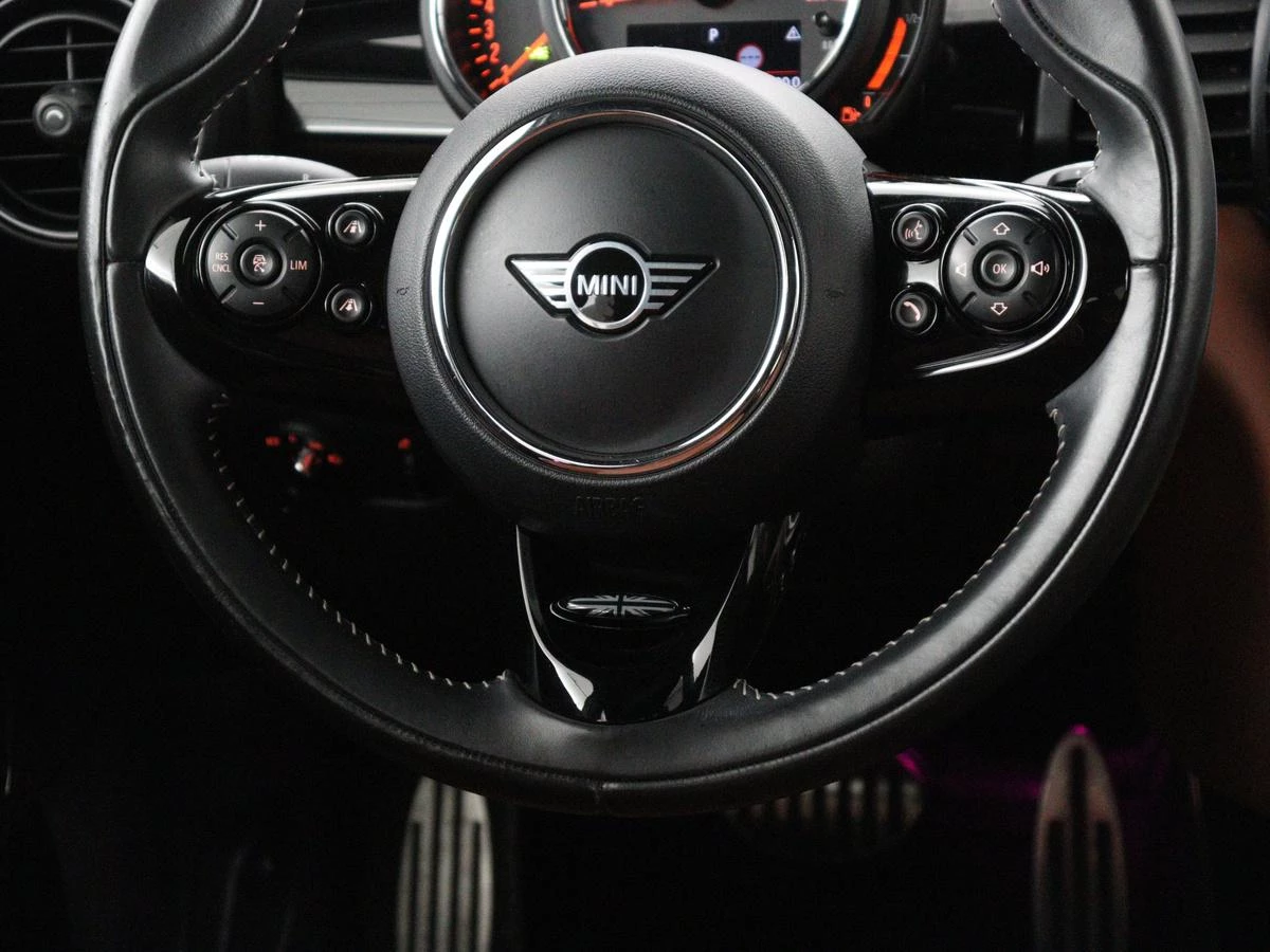 Hoofdafbeelding MINI 5-deurs