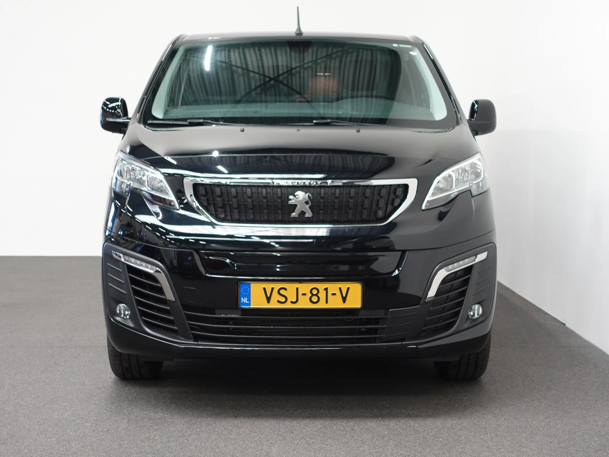 Hoofdafbeelding Peugeot e-Expert