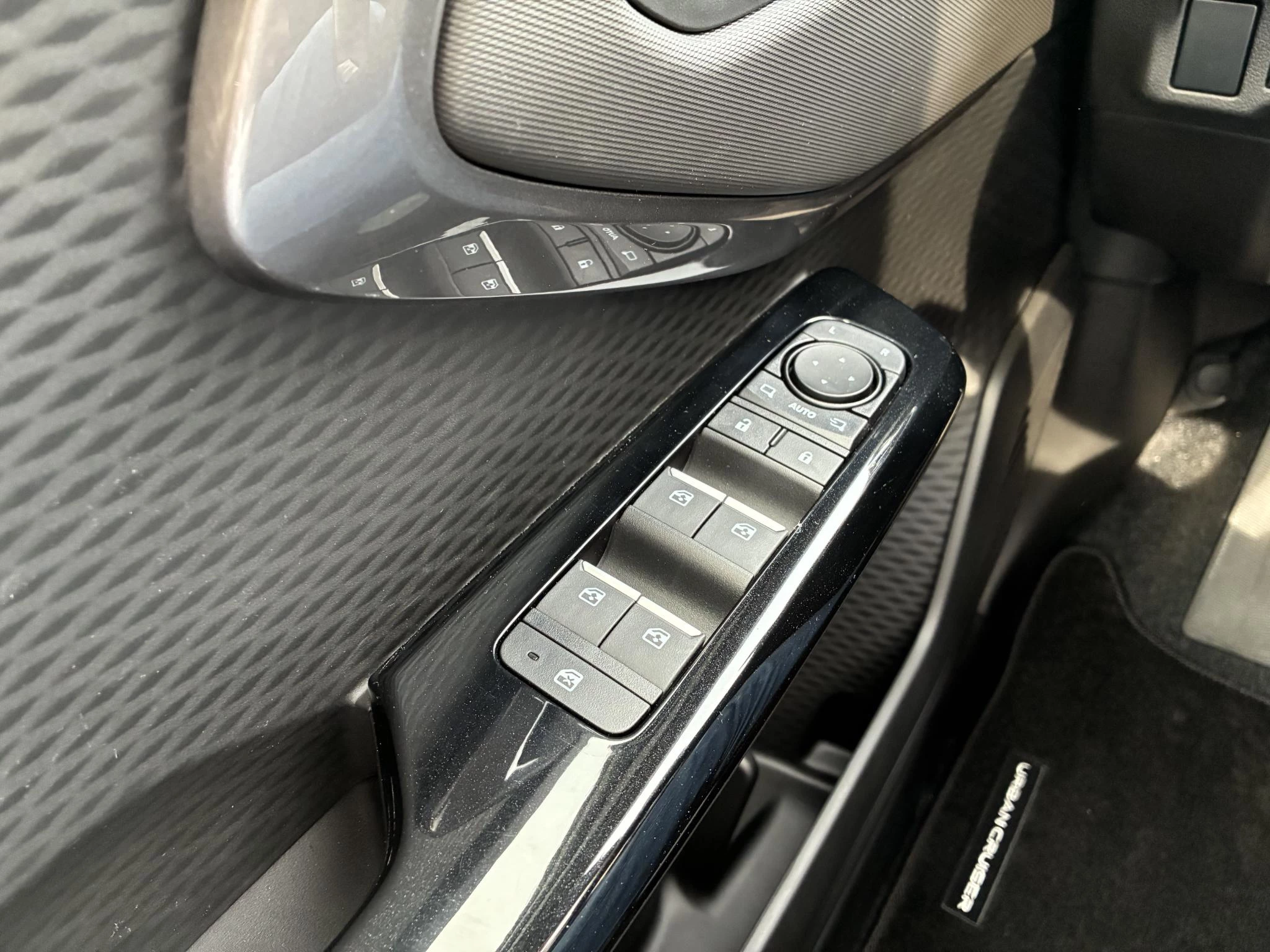 Hoofdafbeelding Toyota Urban Cruiser