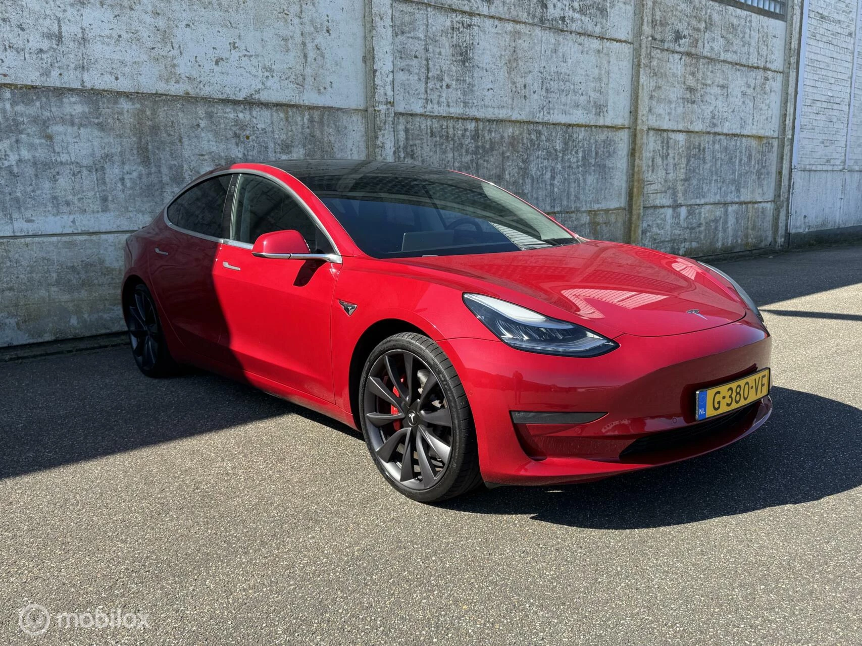 Hoofdafbeelding Tesla Model 3