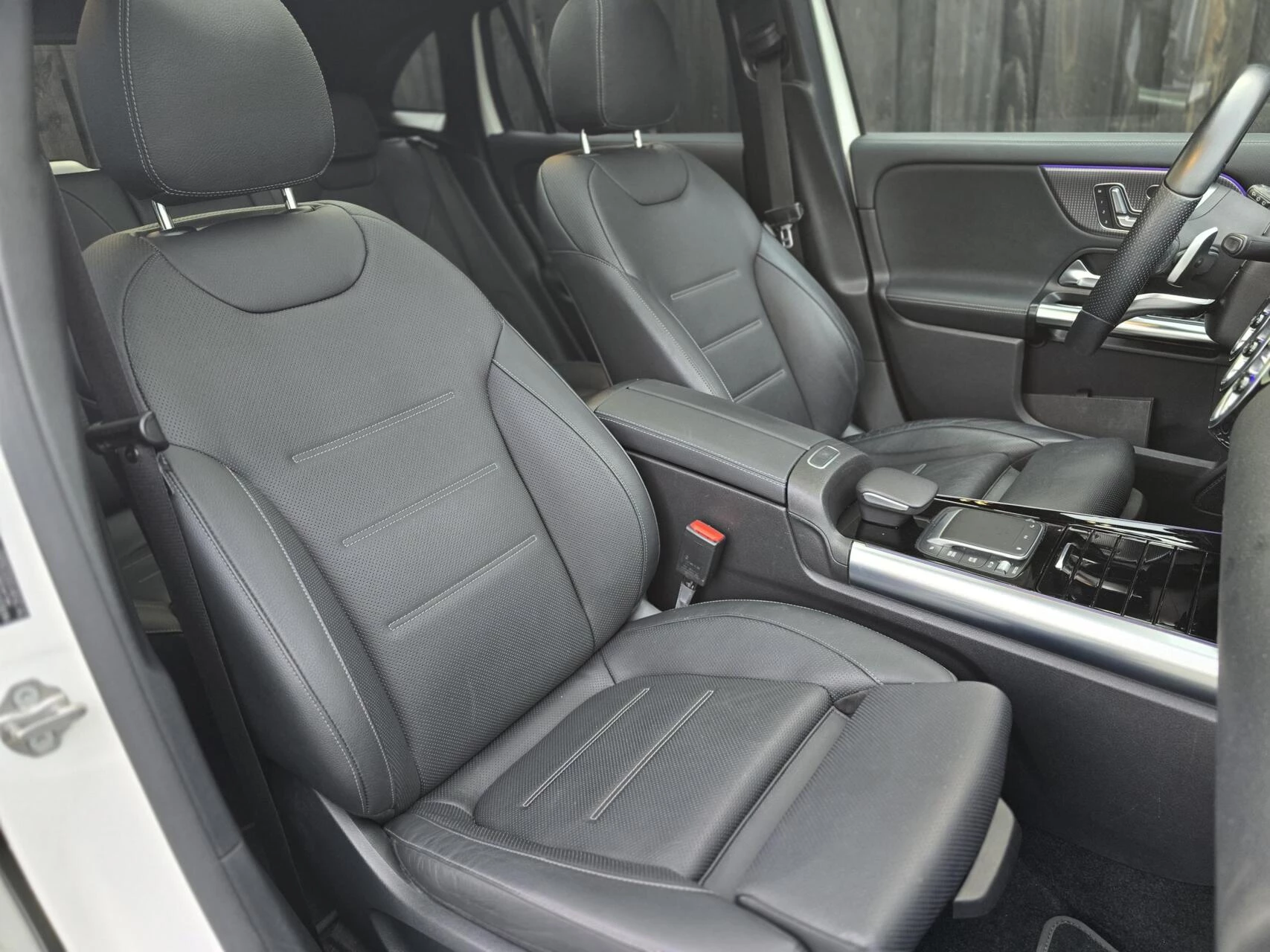 Hoofdafbeelding Mercedes-Benz EQA