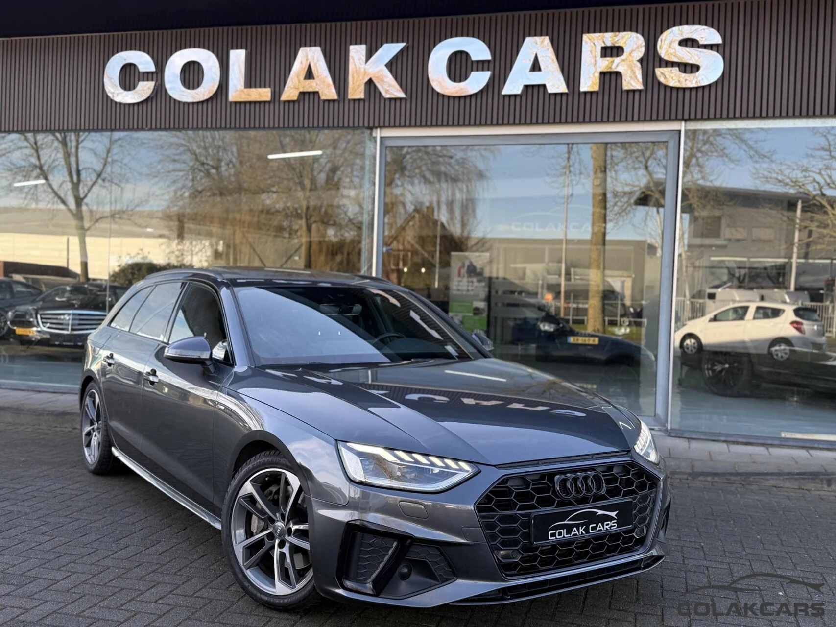 Hoofdafbeelding Audi A4