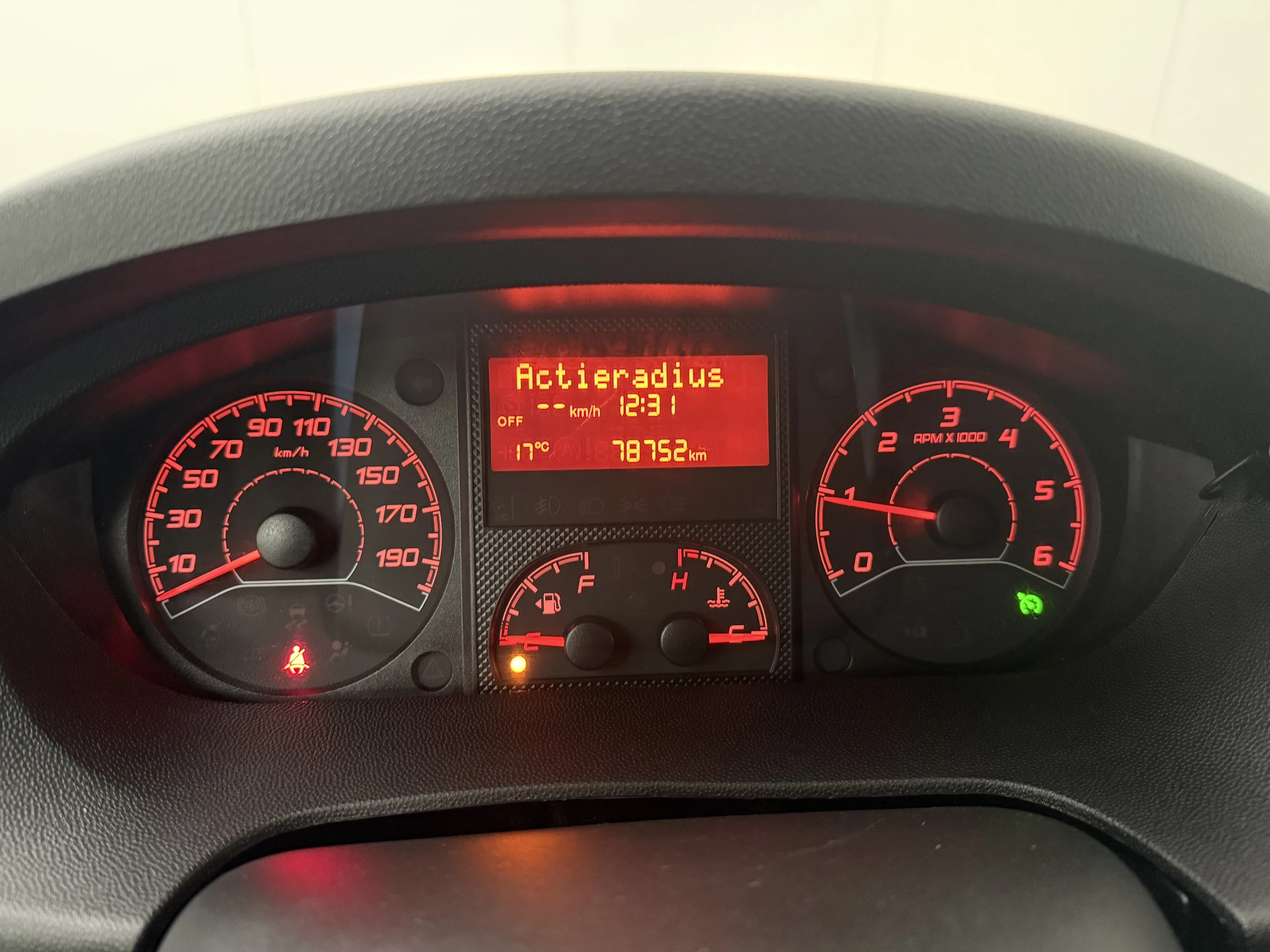 Hoofdafbeelding Opel Movano