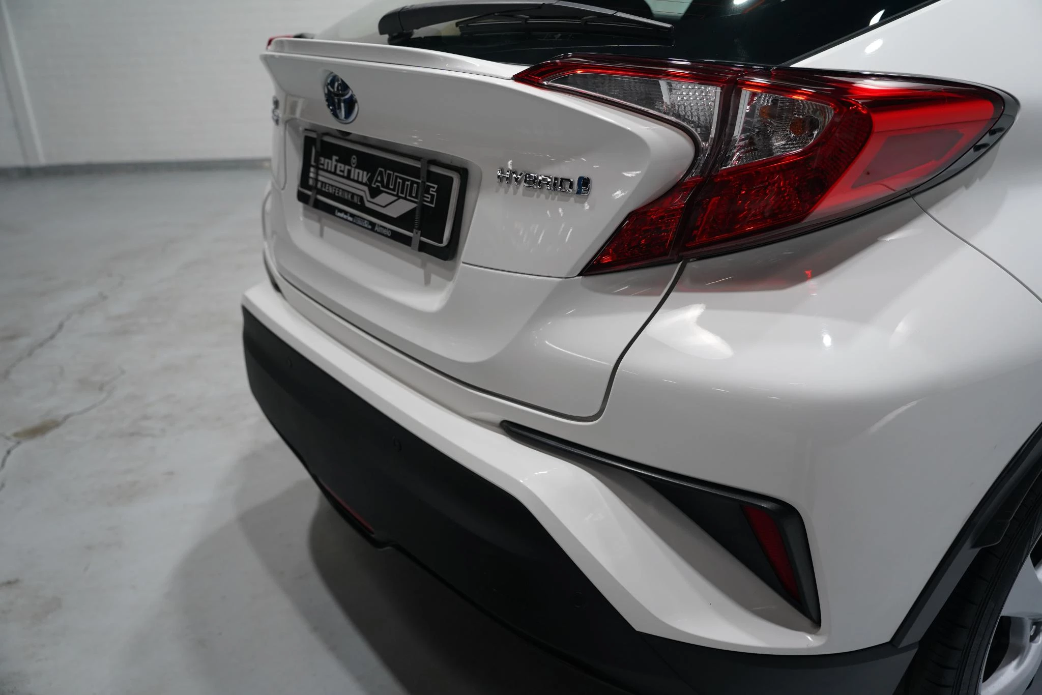 Hoofdafbeelding Toyota C-HR