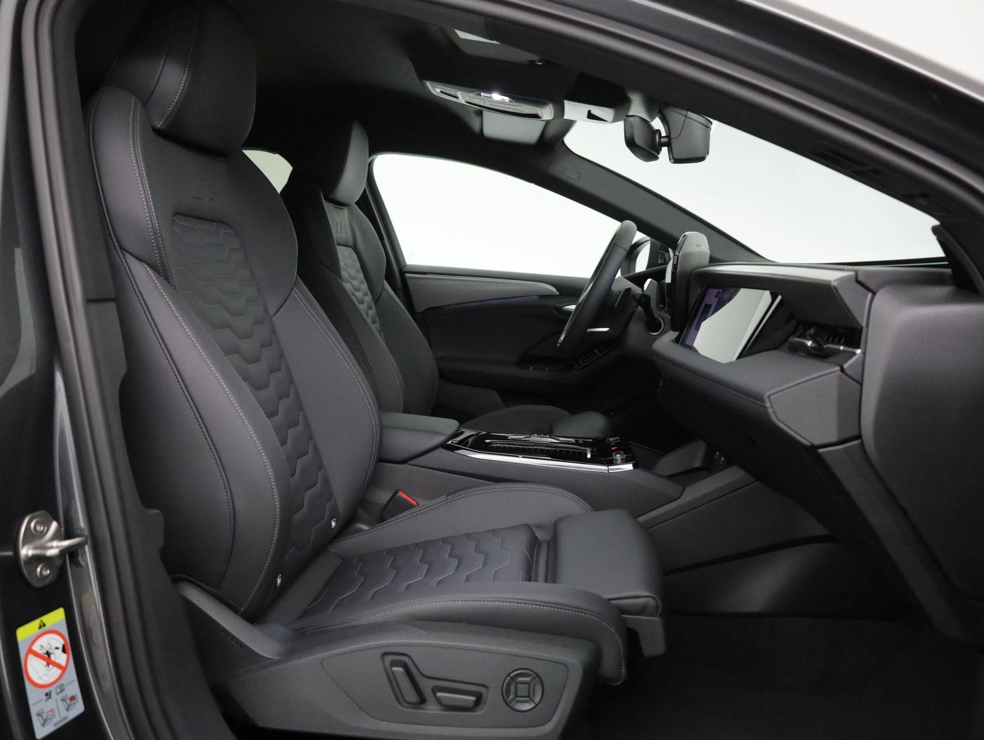 Hoofdafbeelding Audi A6 Avant e-tron