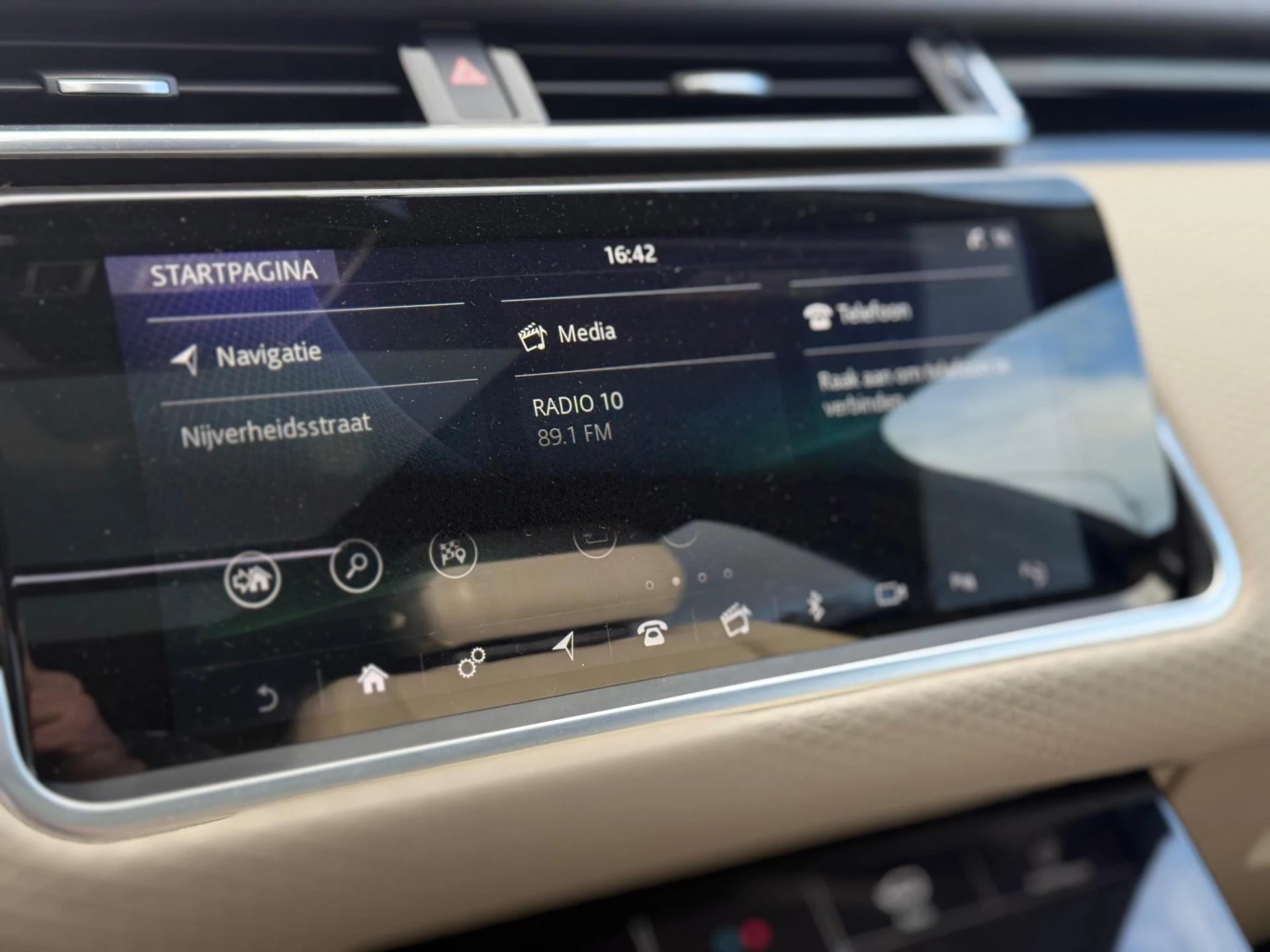 Hoofdafbeelding Land Rover Range Rover Velar