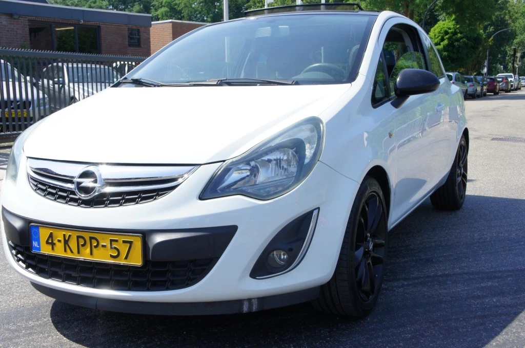 Hoofdafbeelding Opel Corsa