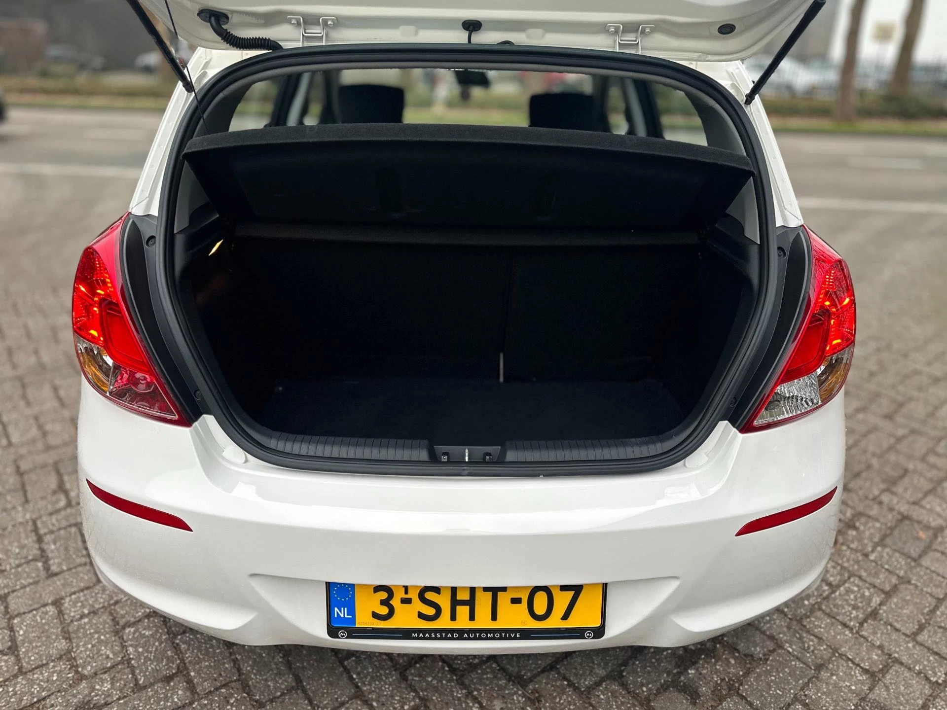 Hoofdafbeelding Hyundai i20
