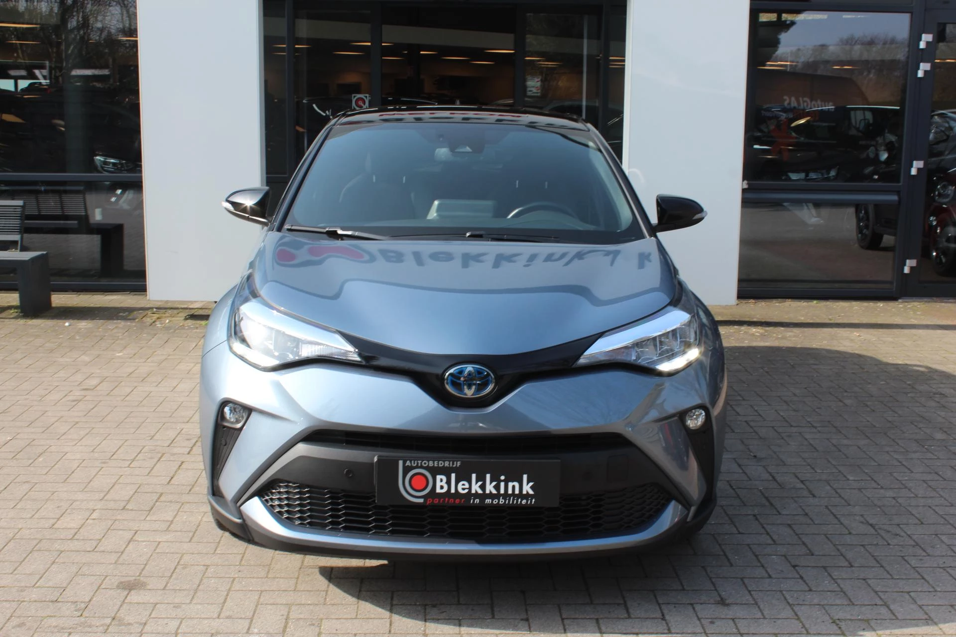 Hoofdafbeelding Toyota C-HR