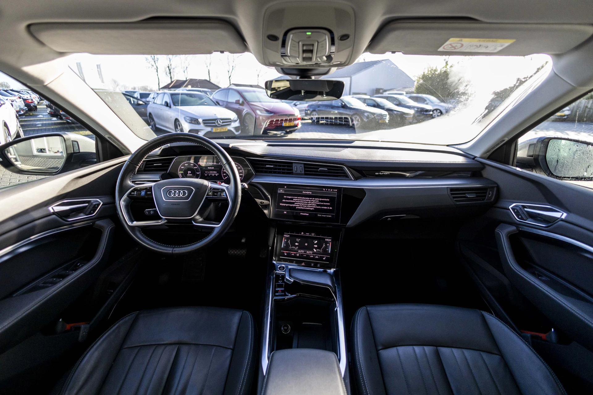 Hoofdafbeelding Audi e-tron