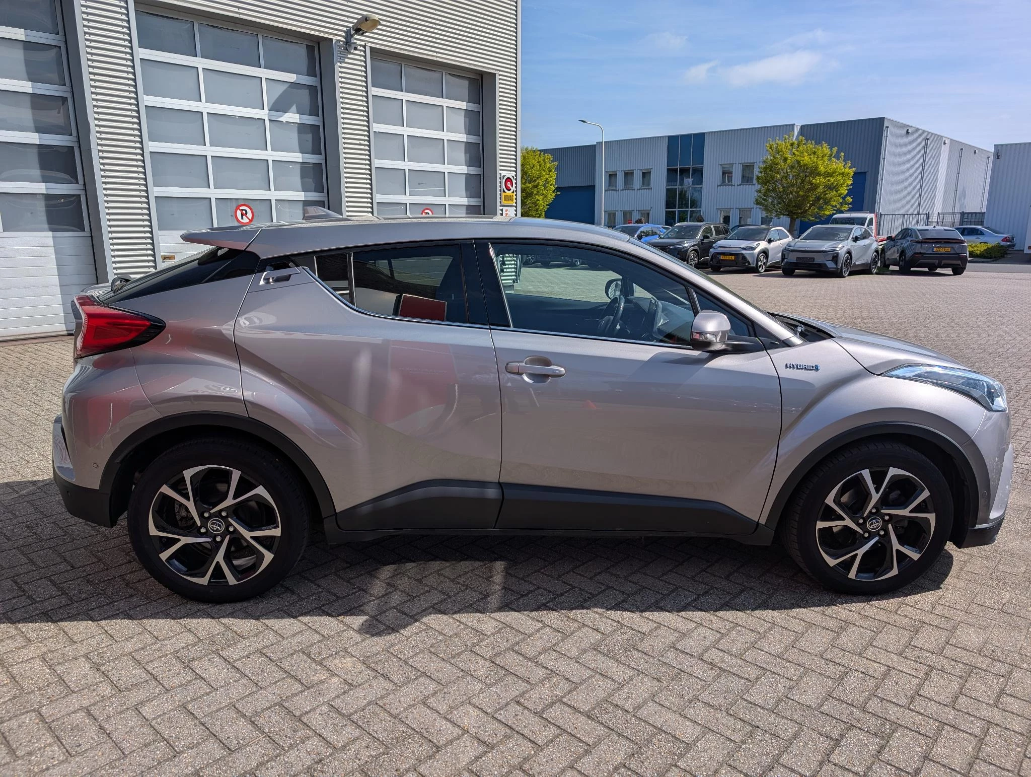 Hoofdafbeelding Toyota C-HR