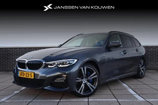 BMW 3-serie Touring 330e High Executive *M-Sport Sportstoelen * 293PK * Trekhaak * 19" LMW *