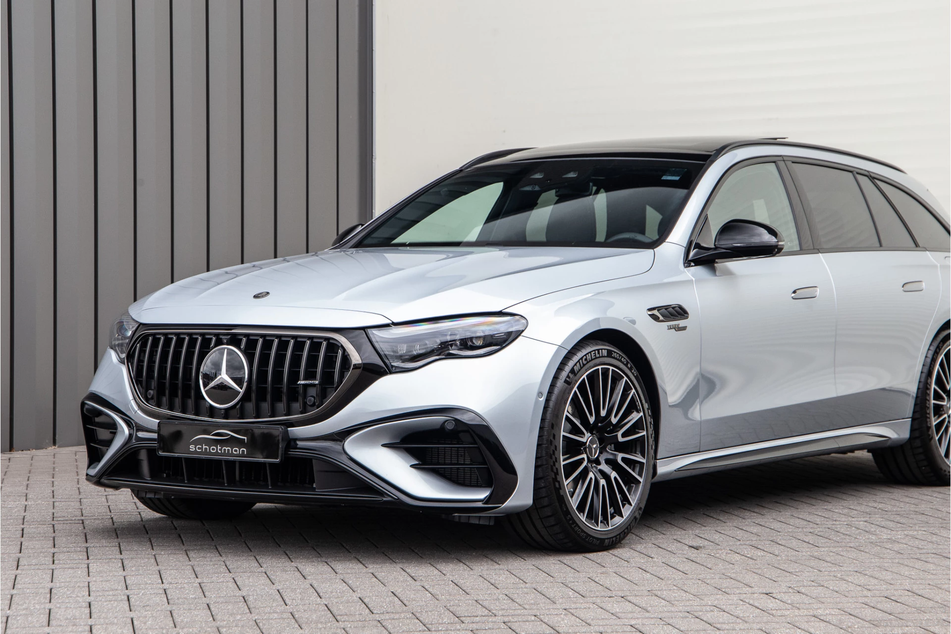 Hoofdafbeelding Mercedes-Benz E-Klasse