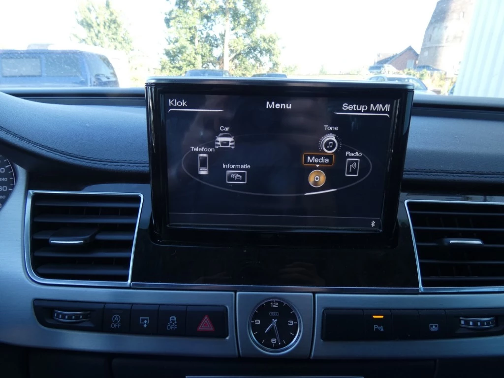 Hoofdafbeelding Audi A8