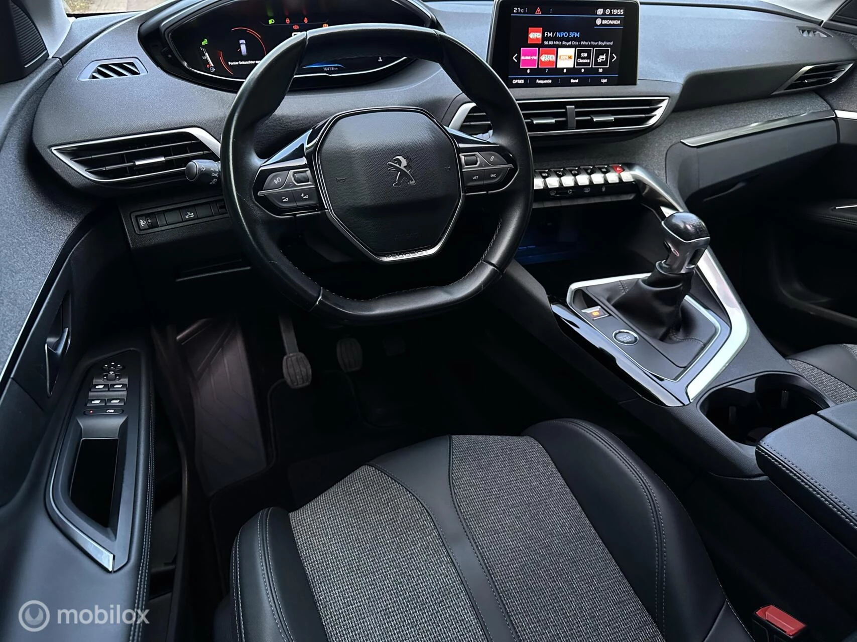 Hoofdafbeelding Peugeot 5008