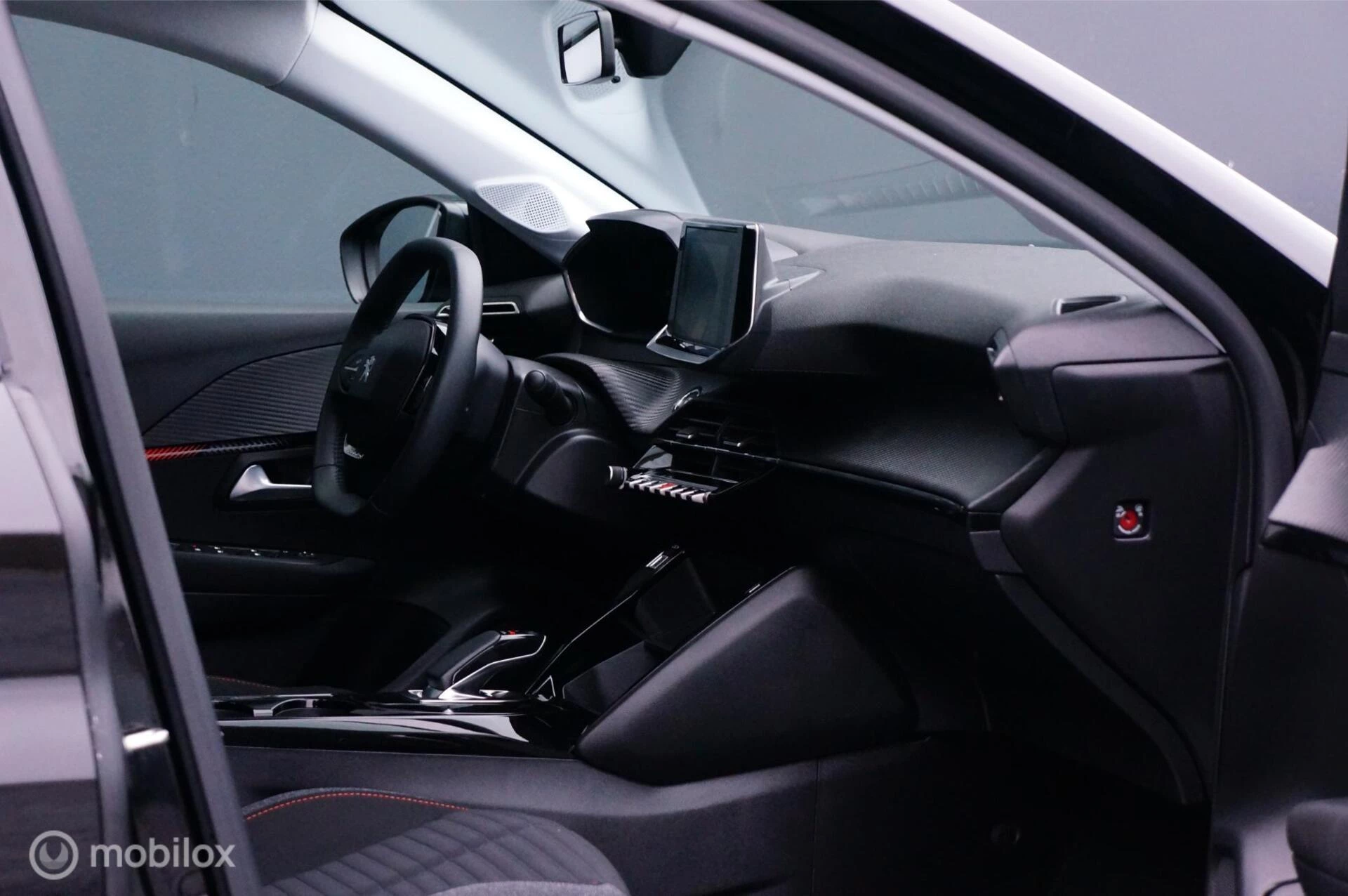 Hoofdafbeelding Peugeot e-208