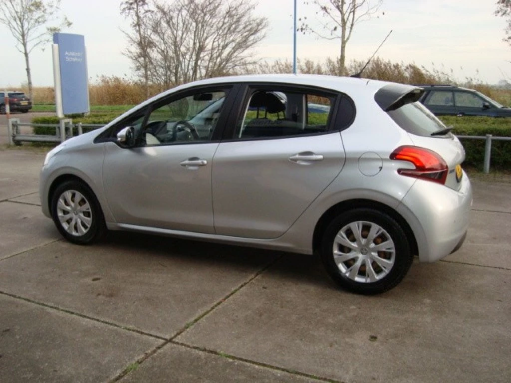 Hoofdafbeelding Peugeot 208