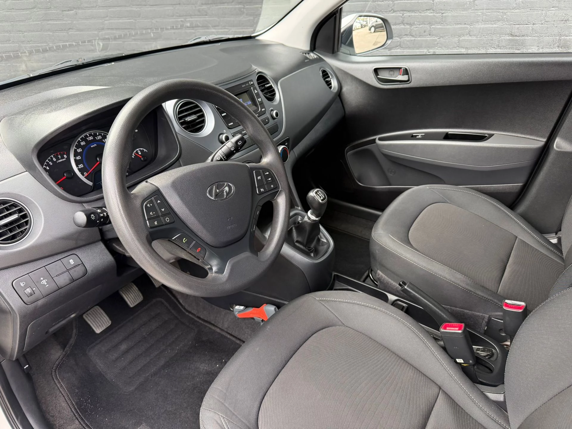Hoofdafbeelding Hyundai i10