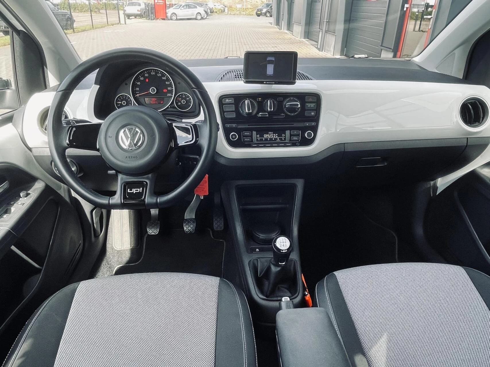 Hoofdafbeelding Volkswagen up!