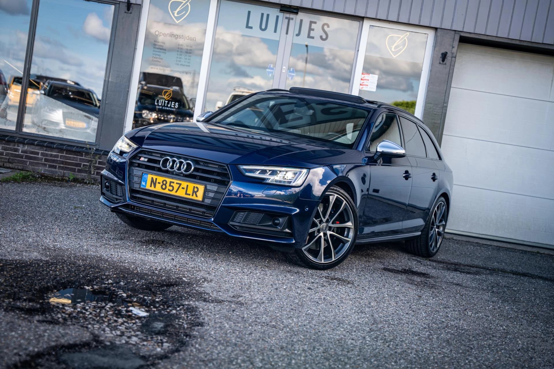 Hoofdafbeelding Audi A4