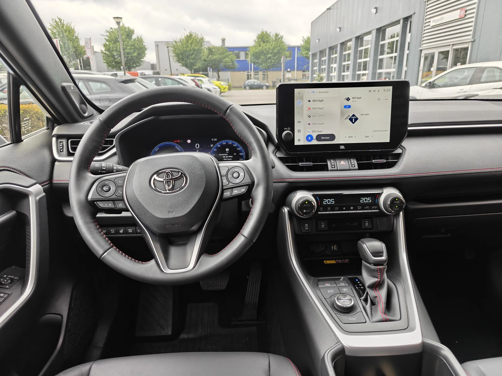 Hoofdafbeelding Toyota RAV4