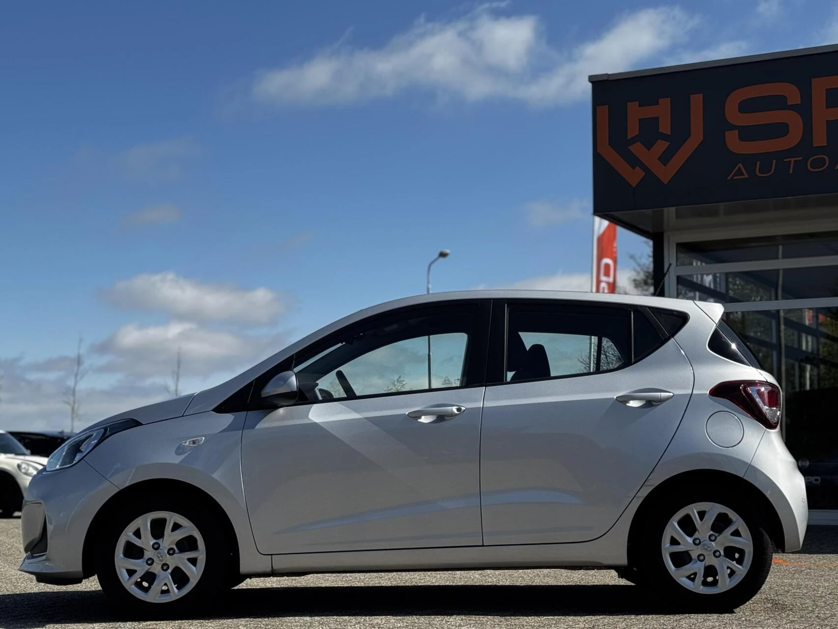 Hoofdafbeelding Hyundai i10