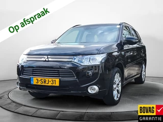 Mitsubishi Outlander 2.0 PHEV Instyle+ (122 PK) 2e-Eig & Keurig-Onderh. BOVAG-Garantie. NL-Auto. Leer, Trekhaak, Navigatie, Adaptive-Cruisecontrol, Parkeersensoren, Keyless-Entry/Start, Achteruitrijcamera, Elek.-Schuifdak, Elek.-Achterklep Premium-Audio, DAB, Stoelverwarming, Licht-Zicht-Pakket, Lm-Velgen-18Inch, Privacy-Glas