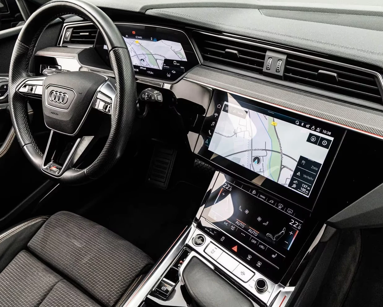 Hoofdafbeelding Audi e-tron