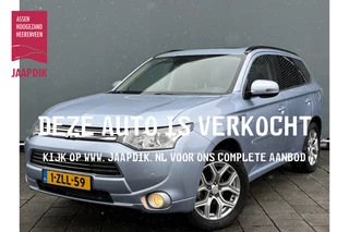 Mitsubishi Outlander BWJ 2015 | 2.0 PHEV 203PK instyle+ | TREKHAAK | SCHUIFDAK | LEER | CAMERA A | PDC 2X | CLIMA | NAVI | 18'' LMV |